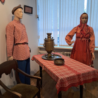 Выставка Николая Терюхина в Карпогорах